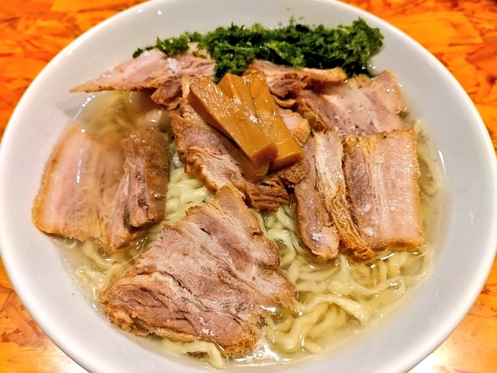 🏃ブタ男　ブヒヒィーブーヒー tweet media