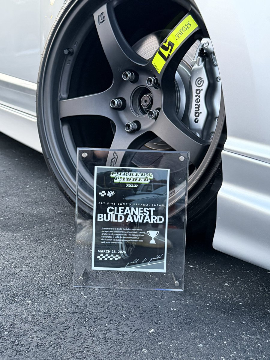 Dreamfd2r's tweet photo. Parked &amp; padded Event🏆 https://t.co/VzVpOad94A