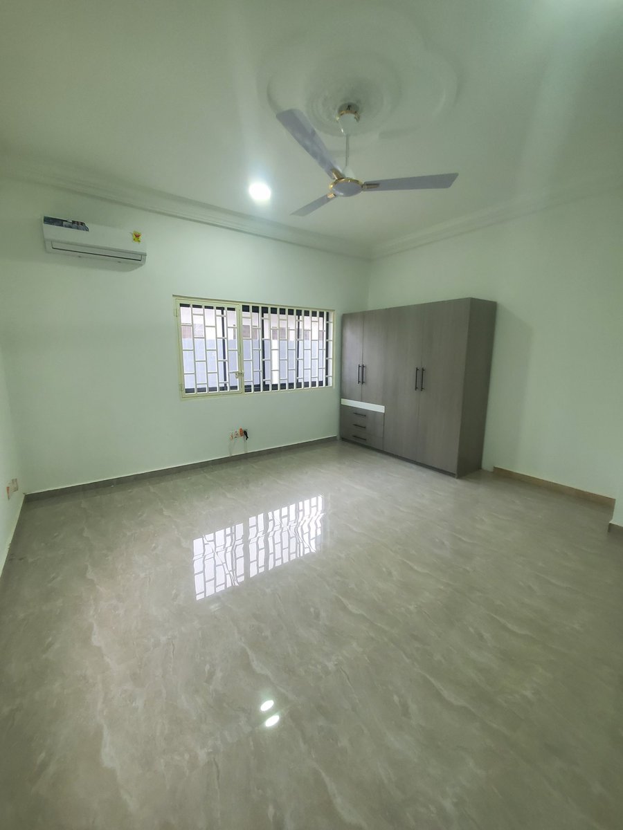 ƆH£N€ 4/20 🇬🇭 tweet media