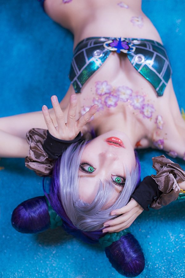 藍銅鉱Sui（左) tweet media