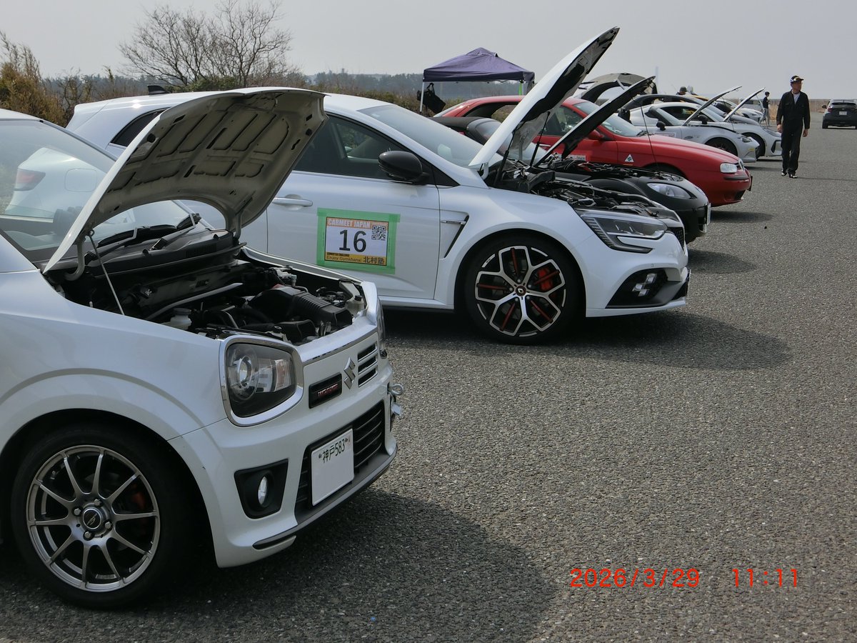Carmeet Japan＠オールジャンルオフ会とジムカーナ走行会の同時開催やってます tweet media