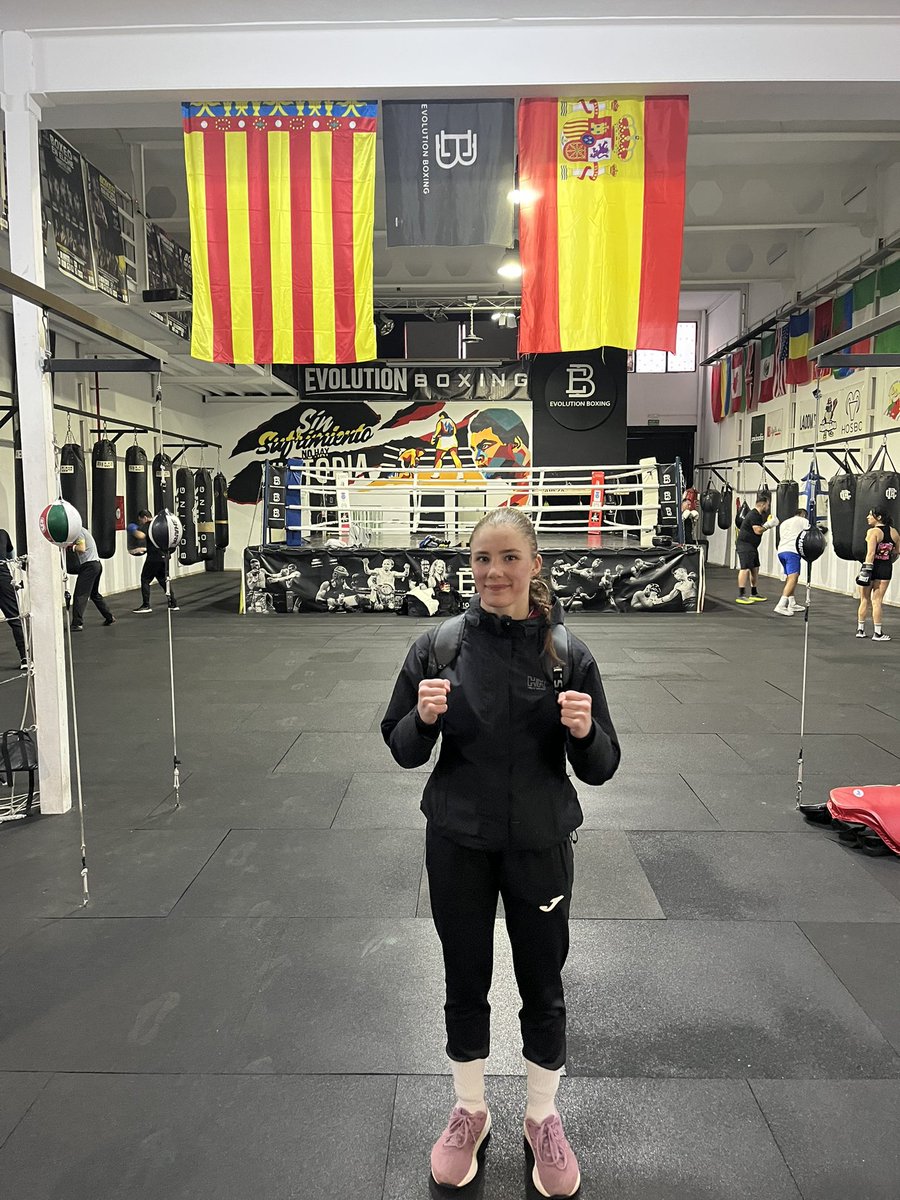 Ricky Pow tweet media