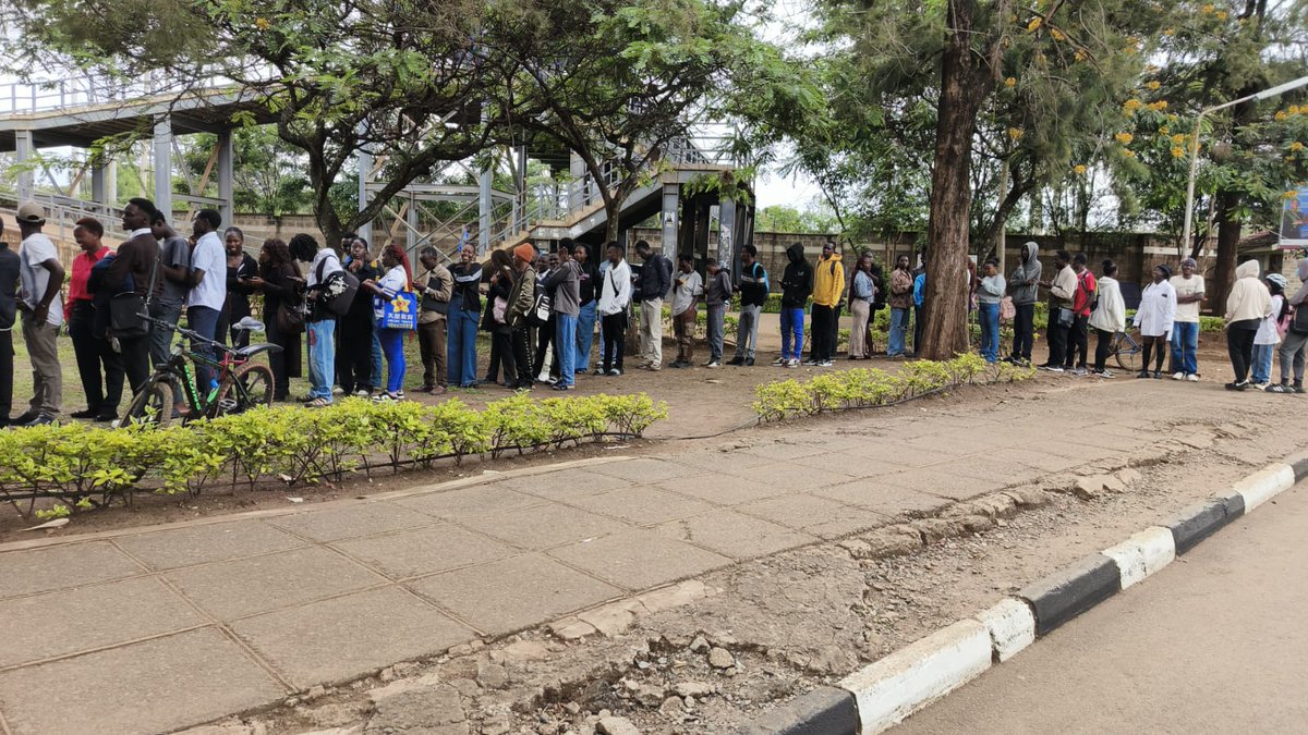 Rashcasteve's tweet photo. This is Kenyatta University I have mobilised over 500  comrades wachukue Kura leo 
Kesho tuko Hapa pia
Tuko Kadi https://t.co/i6VsJGetNX
