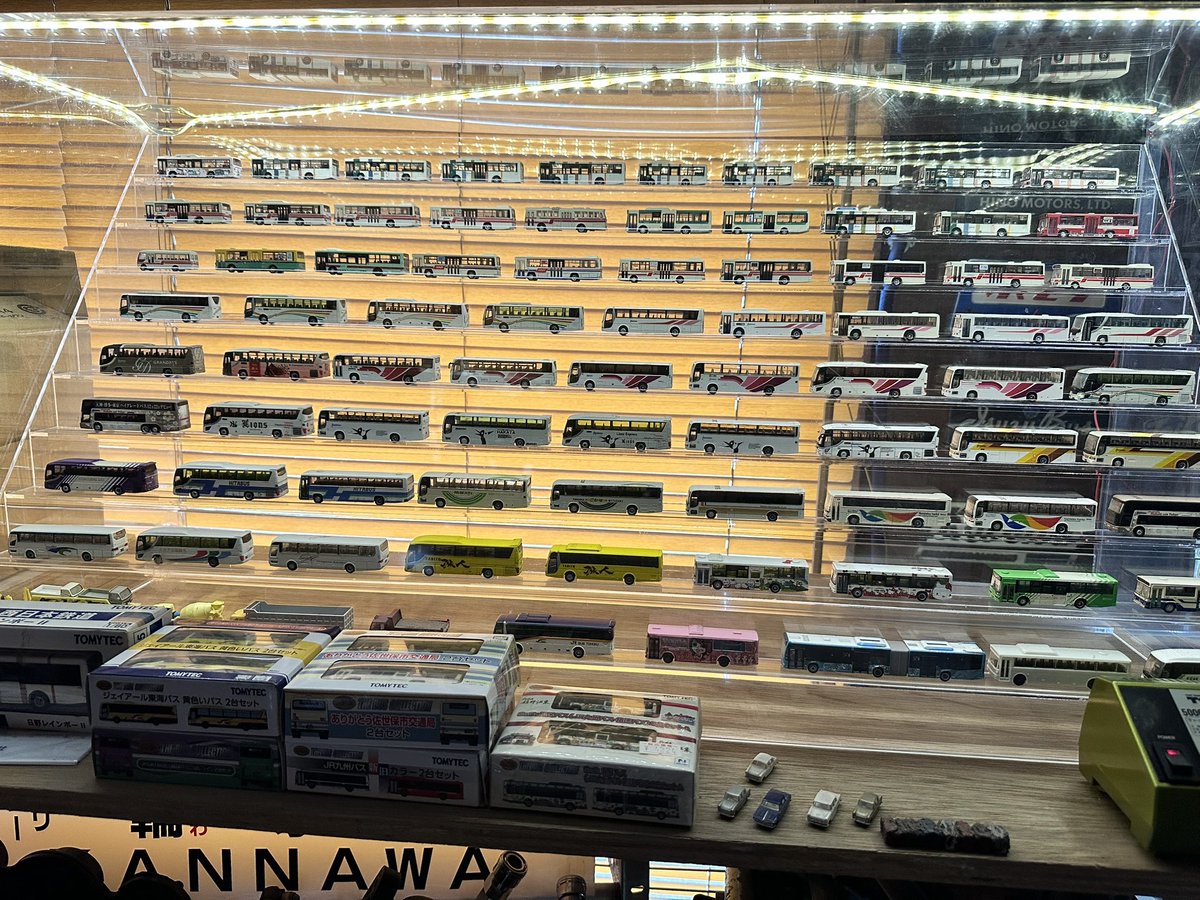 ひつまぶし総合車両センター tweet media