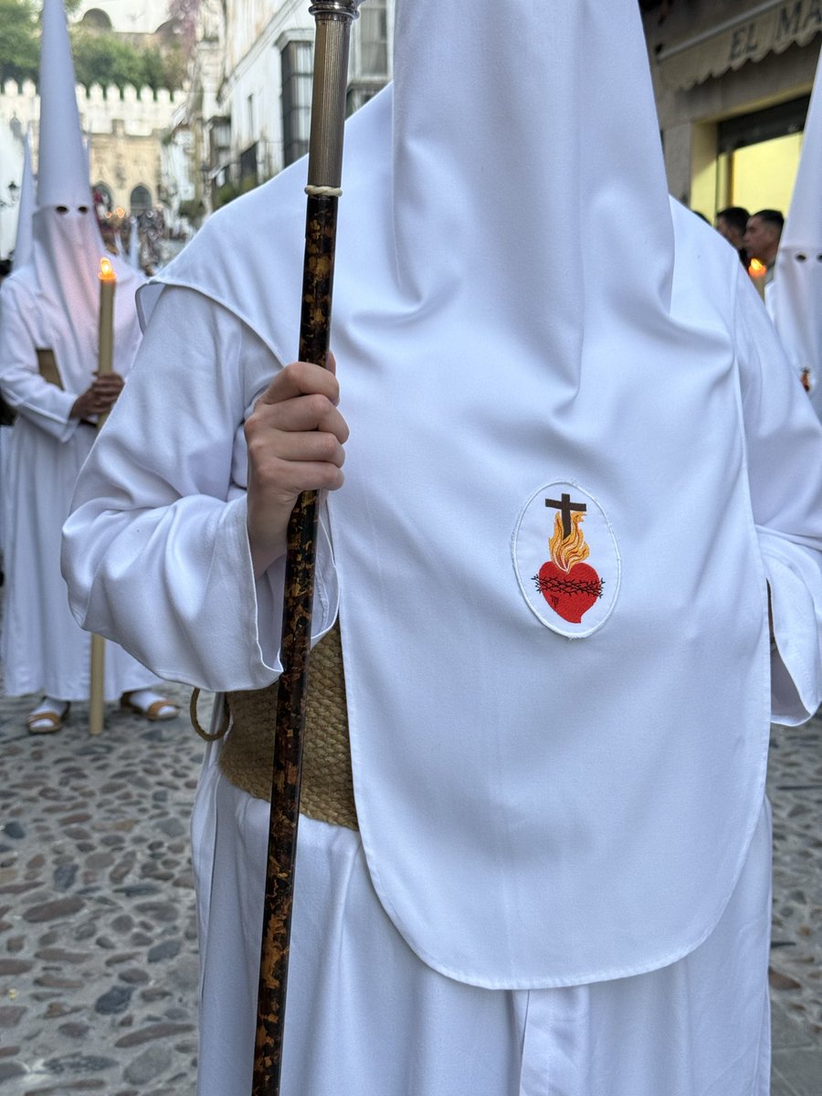 #MOMENTOS 

Los detalles que nos dejan nuestras Hermandades y Cofradías, son el sello de identidad de nuestra Semana Santa. 

📸 Javier Franco Producciones
⚪️ Hermandad Del Pusillus Grex

#JavierFrancoProducciones #LaSacristia