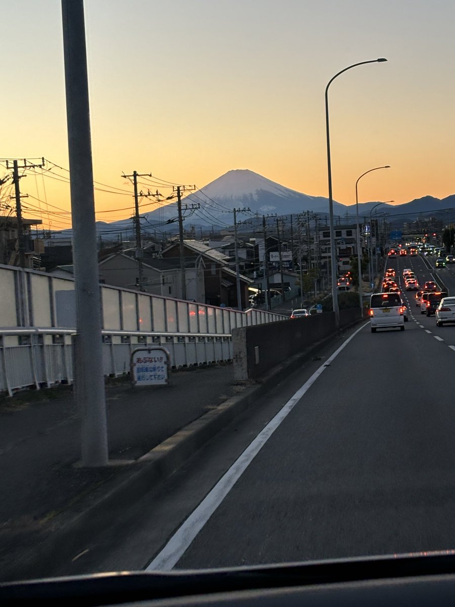 神谷初咲（うい） tweet media