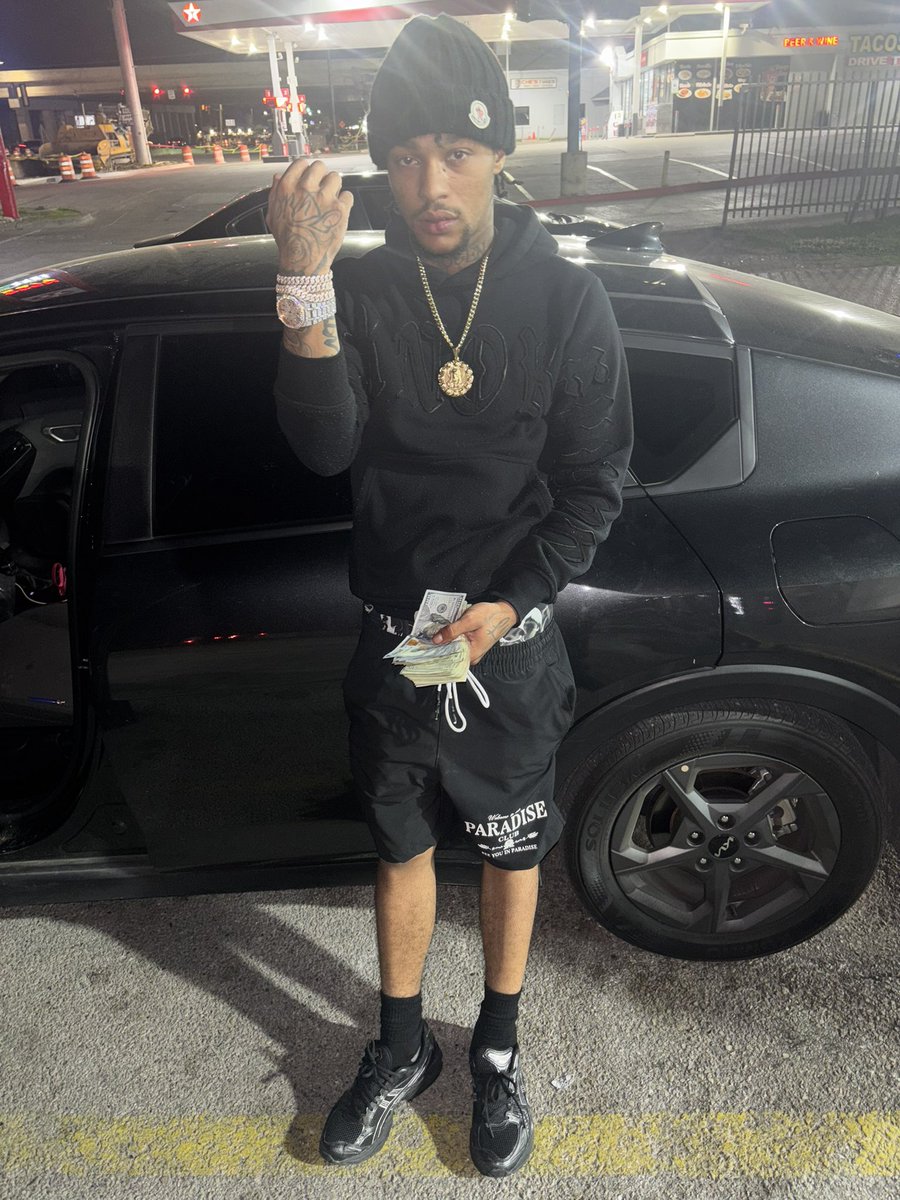 RiskTaker tweet media