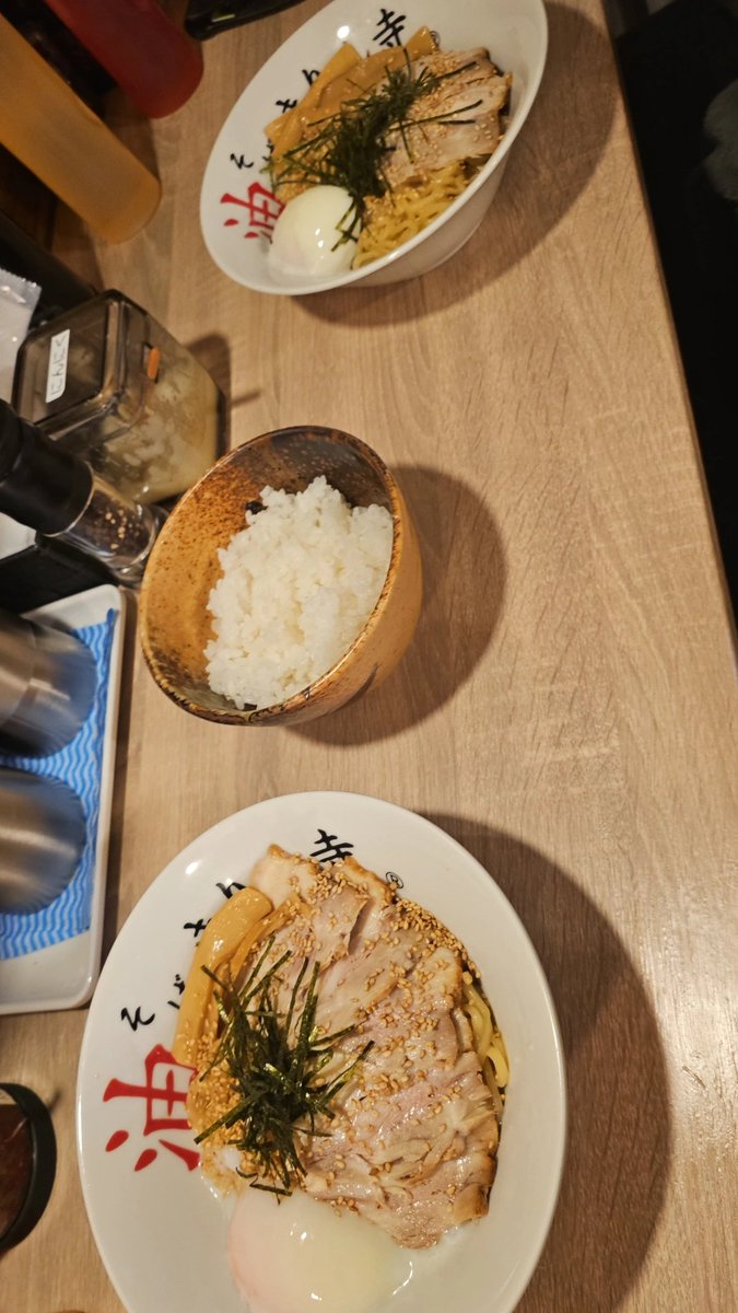 こんせんと🔌 tweet media