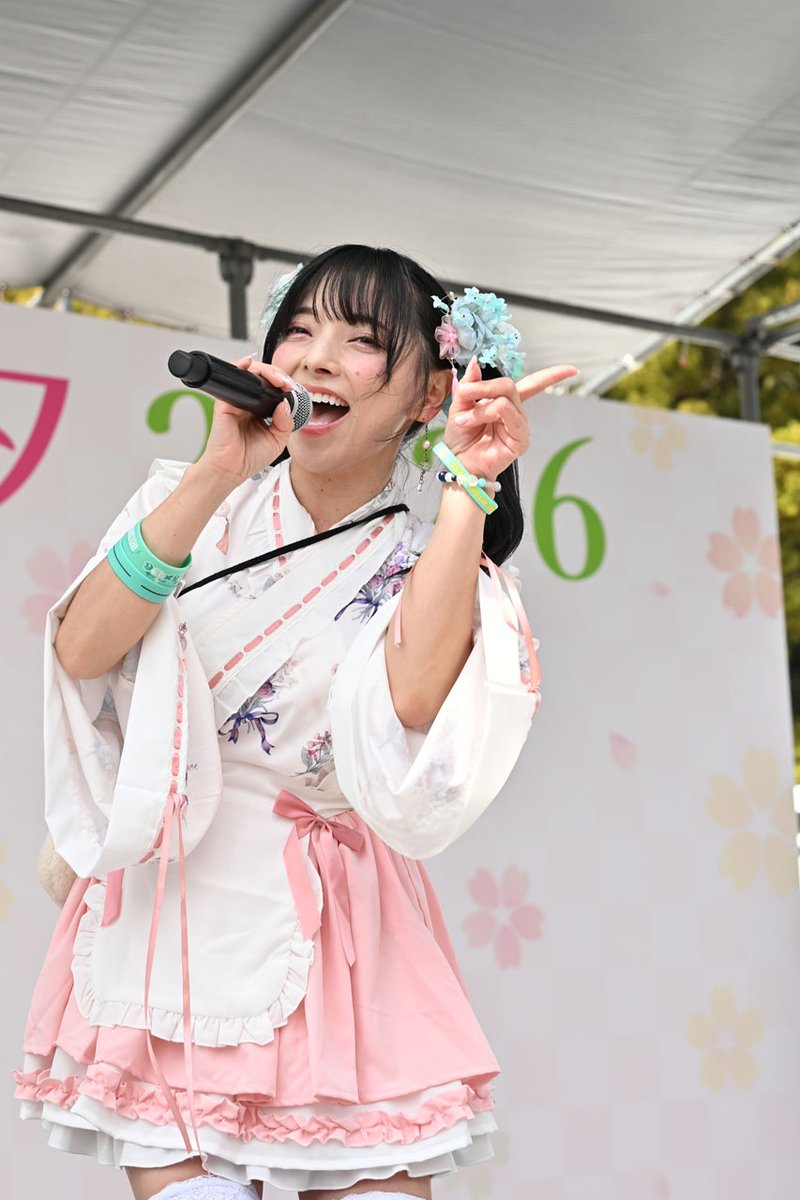 3月30日
鈴音ひとみ＠上野恩賜公園 噴水広場
「うえの桜フェスタ🌸」

Photo①

<a href="/artisthitomi/">鈴音ひとみ(ひとにゃん)🍀6/28生誕🎂ワンマンライブ横浜ReNY開催決定🔥</a>
#鈴音ひとみ #ひとにゃん
#うえの桜フェスタ #上野 #上野恩賜公園