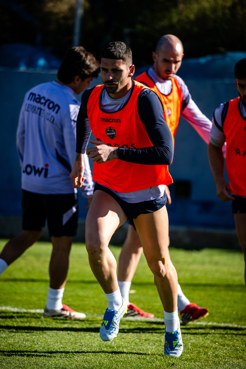 Levante UD tweet media