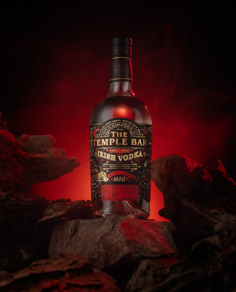 packagings's tweet image. The design pairs strong, confident #typography with detailed illustrations inspired by River Gods, adding narrative depth and a sense of mythic symbolism.

packagingoftheworld.com/2026/03/the-te…

#labeldesign by Widakk Design
