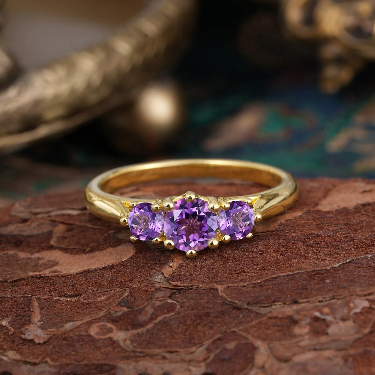 Romalarjewelry's tweet photo. Lost in that lavender haze. ๐ฎโจ This classic 6-prong Amethyst three-stone is a literal purple dream. Flawless. ๐ #AmethystRing #ThreeStone #LavenderHaze #RoundCut #ROMALAR https://t.co/WgnsD6b5tW