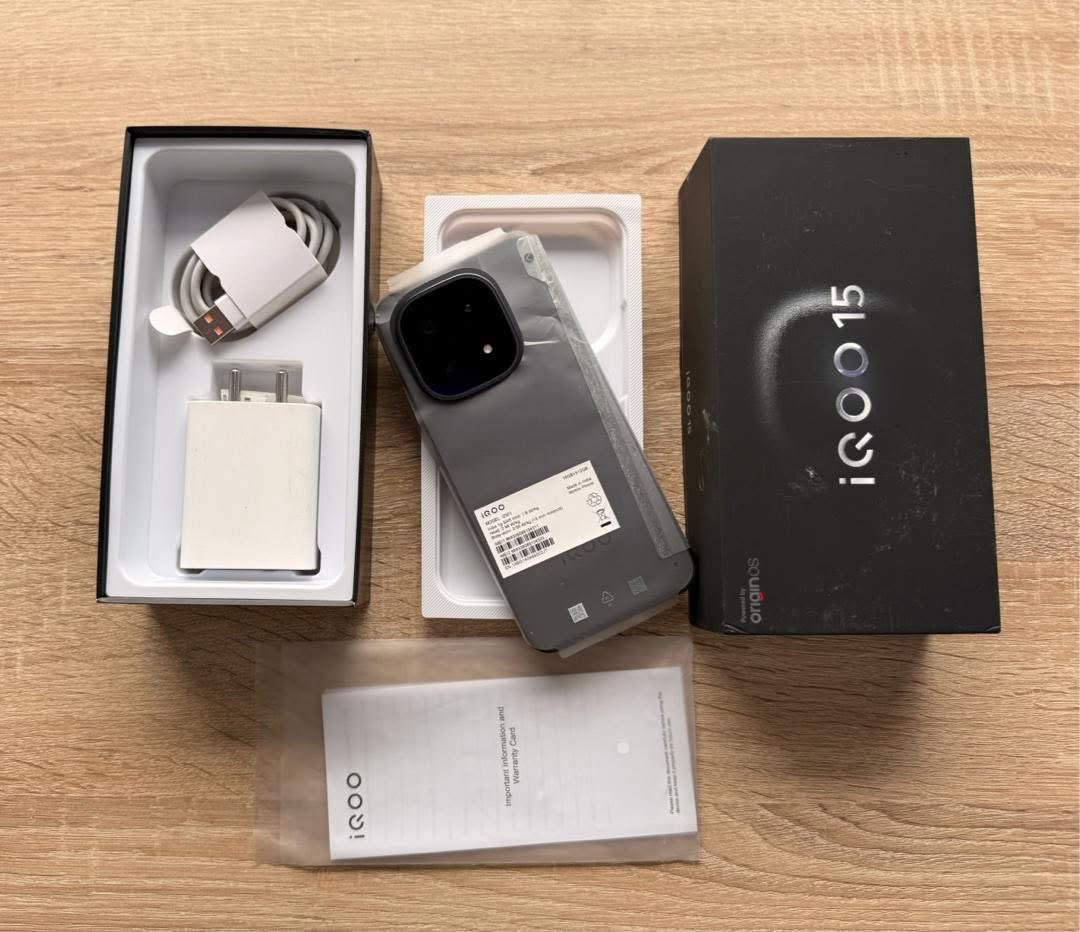 LKombe607's tweet photo. iQOO 15 gaming-focused smartphone, equipped with Qualcomm’s new Snapdragon 8 Elite Gen 5 chipset and a massive 7,000 mAh battery.
- 512GB 
- 16GB RAM

PRICE: K14999 only 

✆Call/text/WhatsApp 

℡ +260976084760

Location: iSell 
Liberty Mall Shop 6 (Nadia’s) https://t.co/Chjmdq1CL9