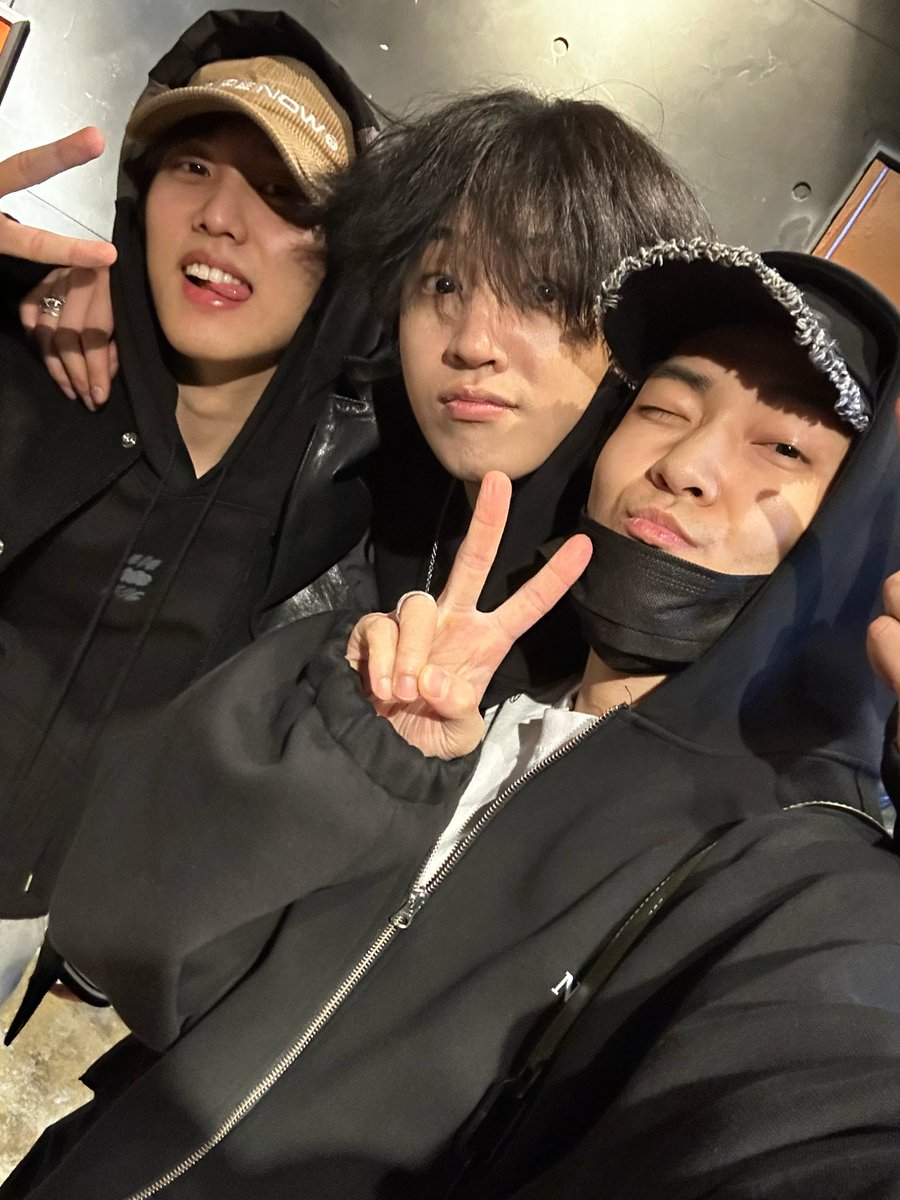 선실✈️ tweet media