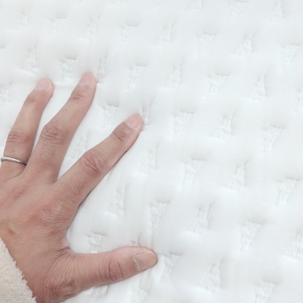 ぷちこ tweet media