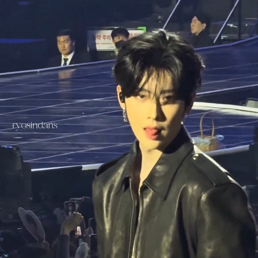 ໒꒱⋆˚ tweet media