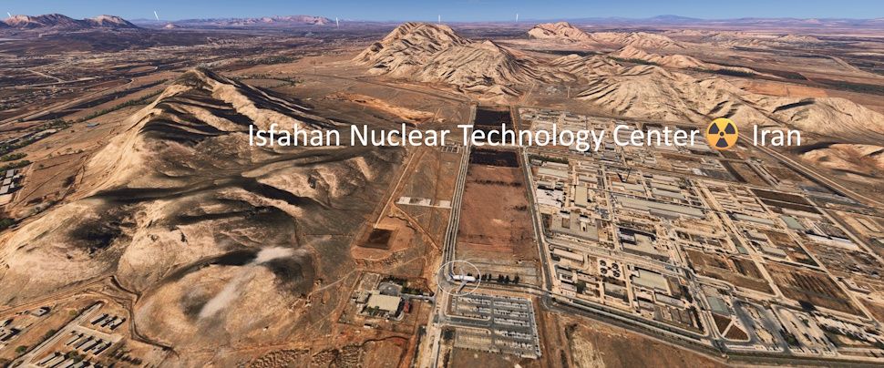 AvionChibi's tweet image. ✈F27くん&amp;lt;ボクって登山もできるんだ😍&amp;gt;⛰🛬👏#msfs登山部 🤣
✈🐬😍#ベルーガXL #BelugaXL #MSFS2024 #msfs比較測量部🇮🇷Isfahan Nuclear Technology Center☢️