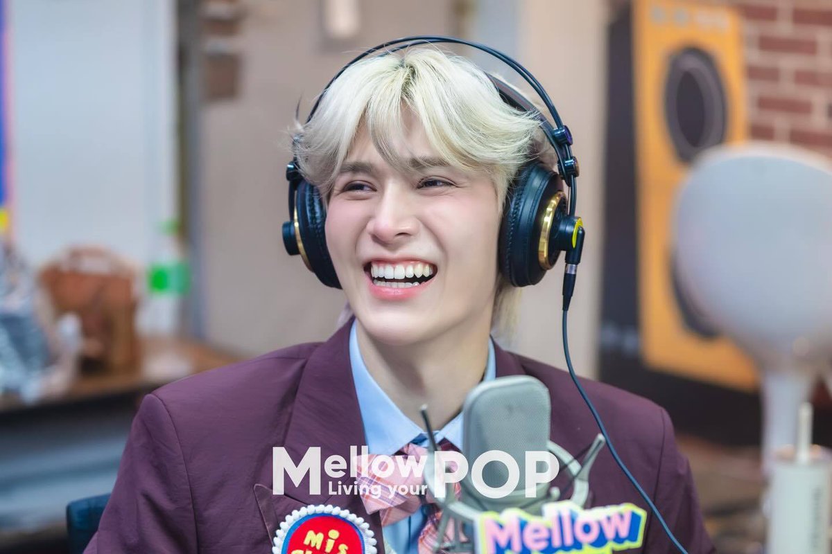 Aster 💙🍑 | Fan Account (slow) tweet media