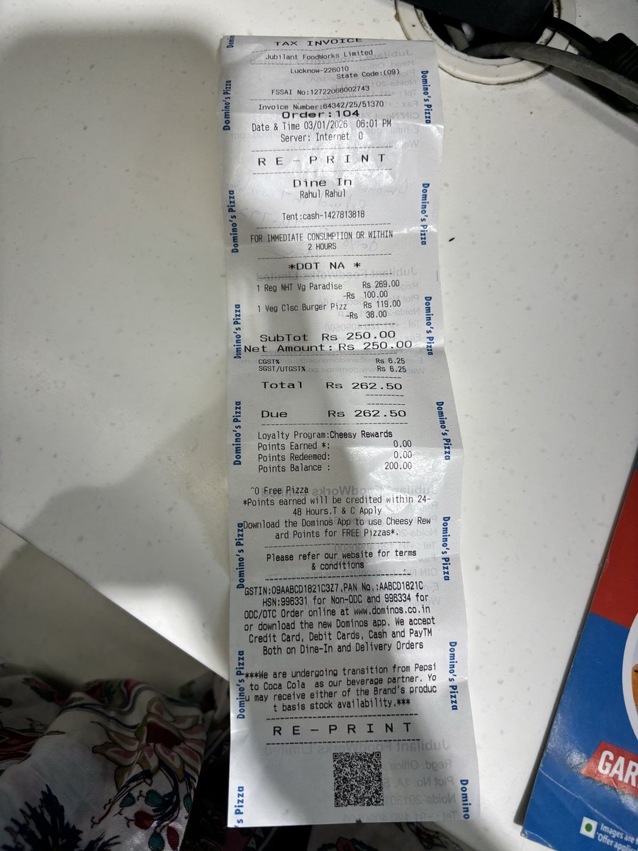 0Rahulsingh's tweet photo. @dominos_india That’s frustrating—On 1st march I made an online payment of 262.5₹ at the store.the order was not reflected in the application. I was informed that the amount refunded within 7 working days. Unfortunately, the refund has not yet been credited to my account. https://t.co/WVbZbcvIyQ