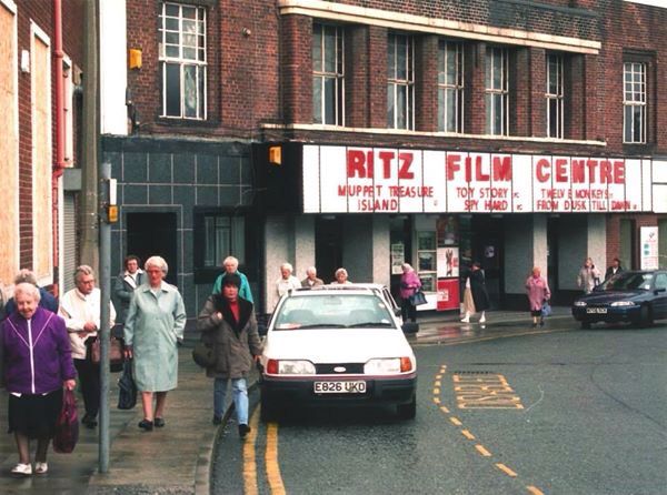 Yesterday's Britain, A Better Britain. tweet media