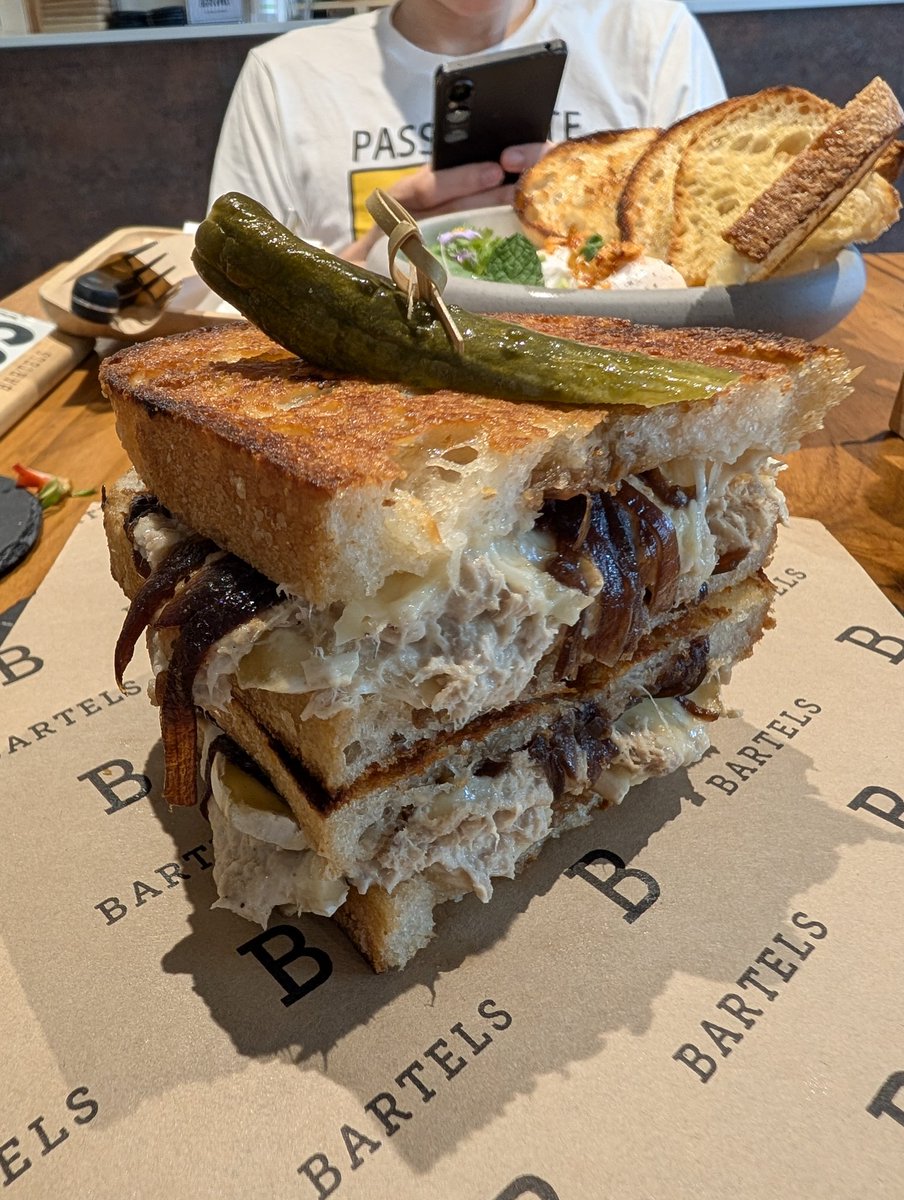 bllless 🏳️‍🌈🇺🇦🍭 tweet media