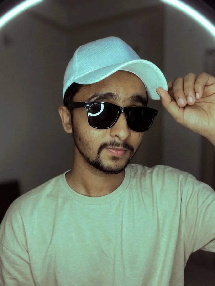 ibnekashan's tweet image. Halal vibe always hits different.

#foryou #ibnekashan