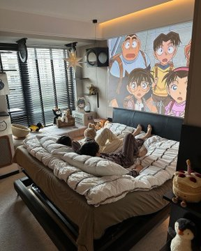 Sextoy-Charlotte tweet media