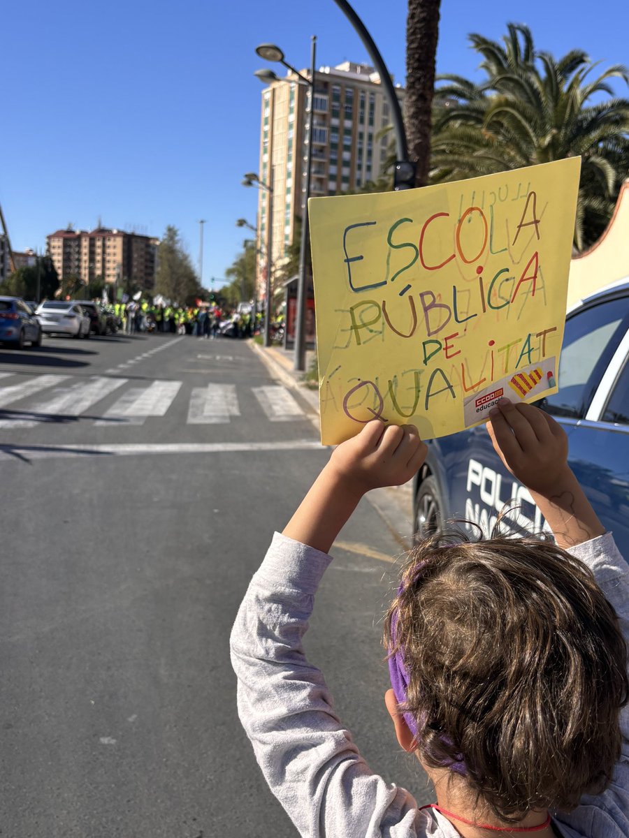 EMPAR PABLO MARTÍNEZ 🔻 tweet media