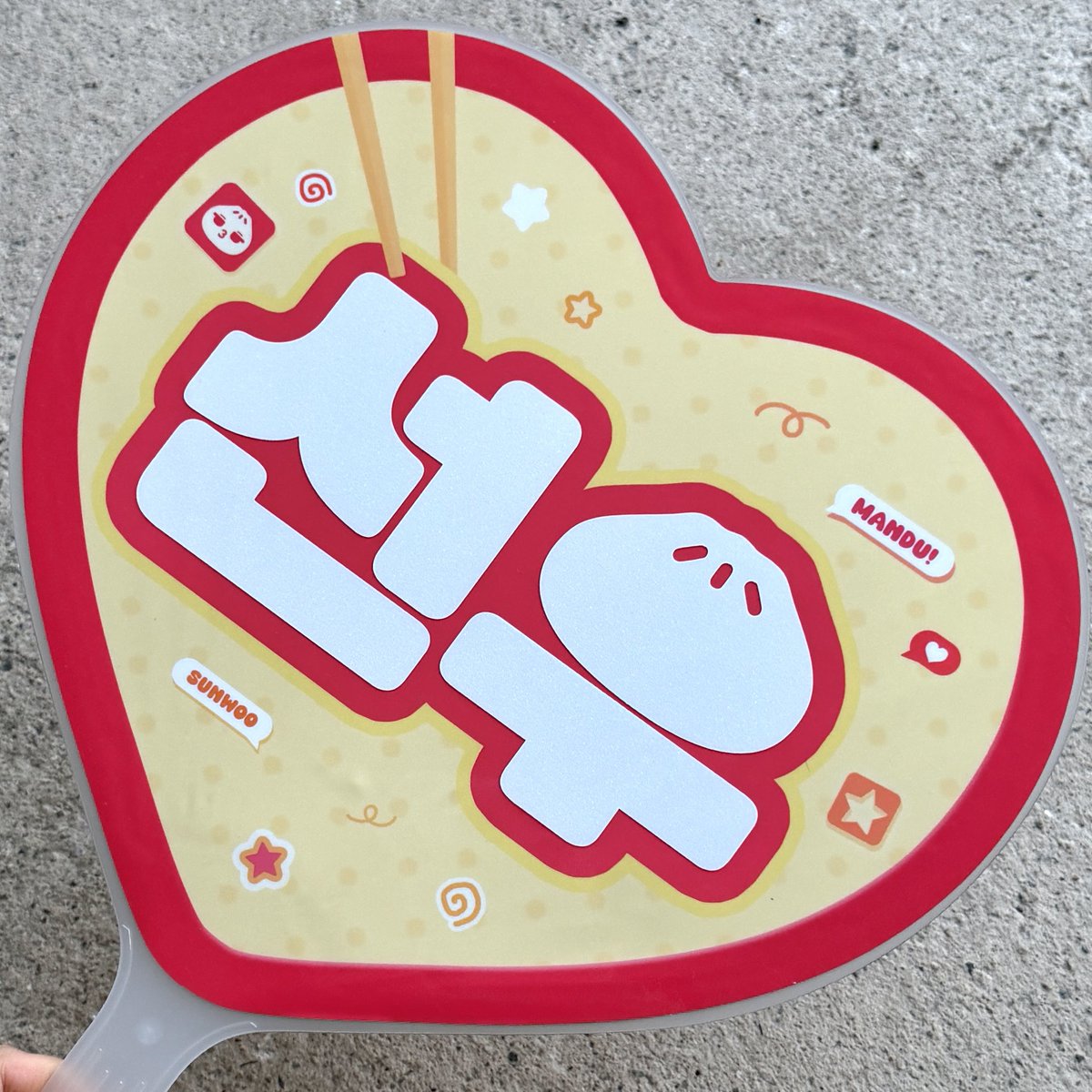 𝙡𝙪𝙢𝙞𝙚𝙧𝙚, tweet media