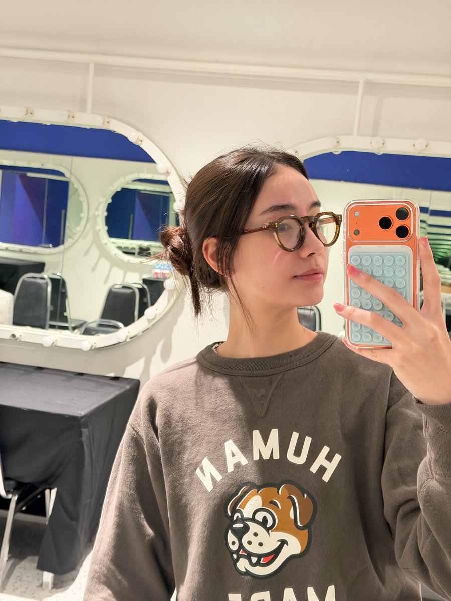 aangelinaa.ss tweet media