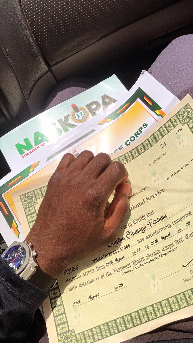 FeRaN💛 tweet media