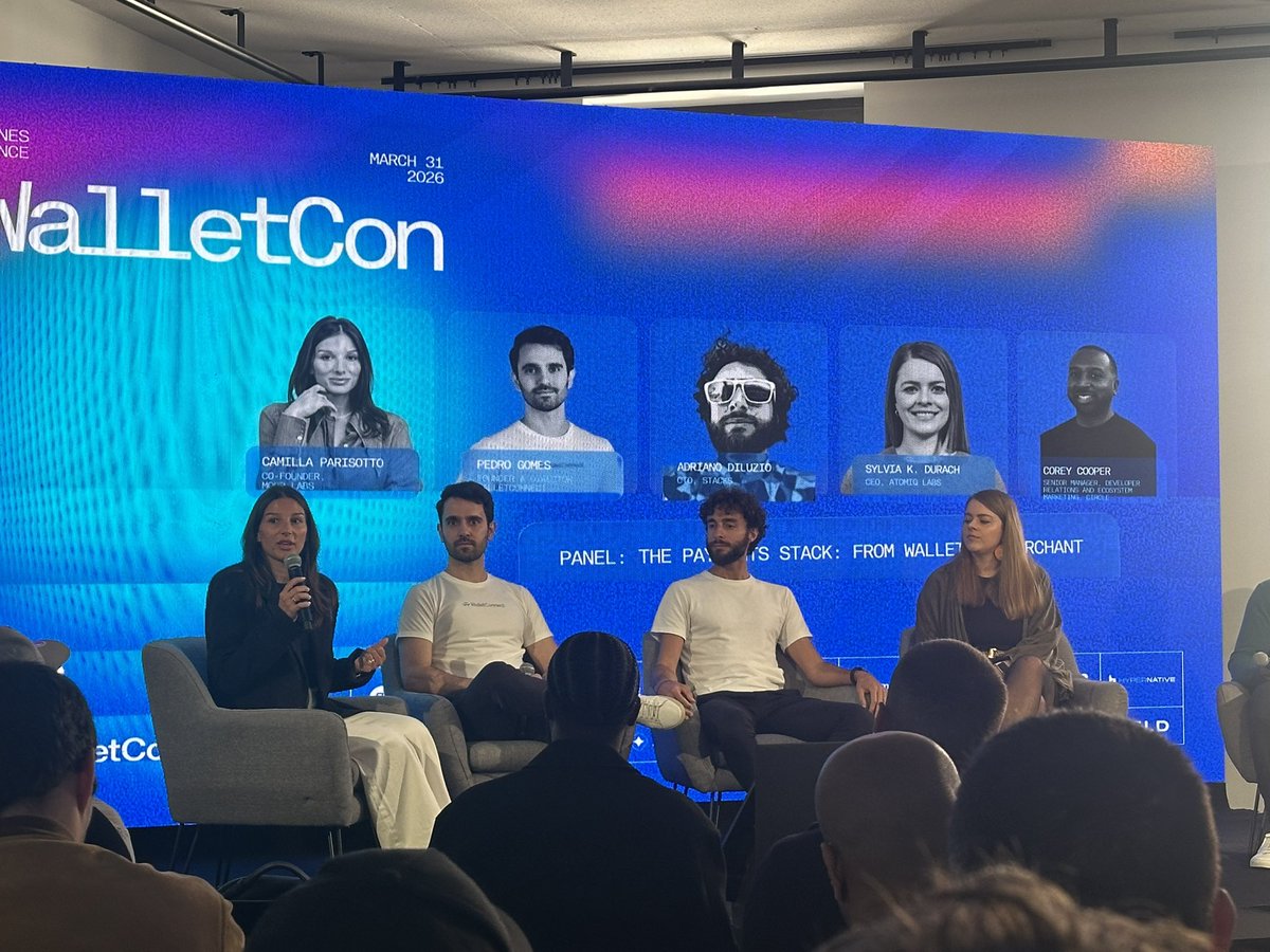 Thais Ribeiro tweet media