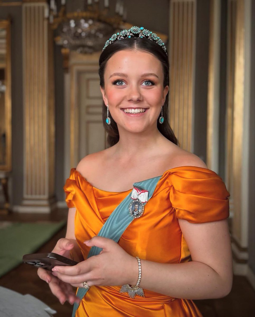 Popileaks tweet media