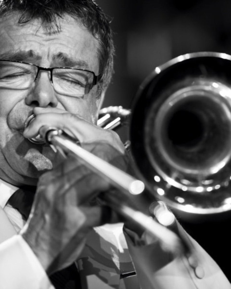 If Opera tweet media