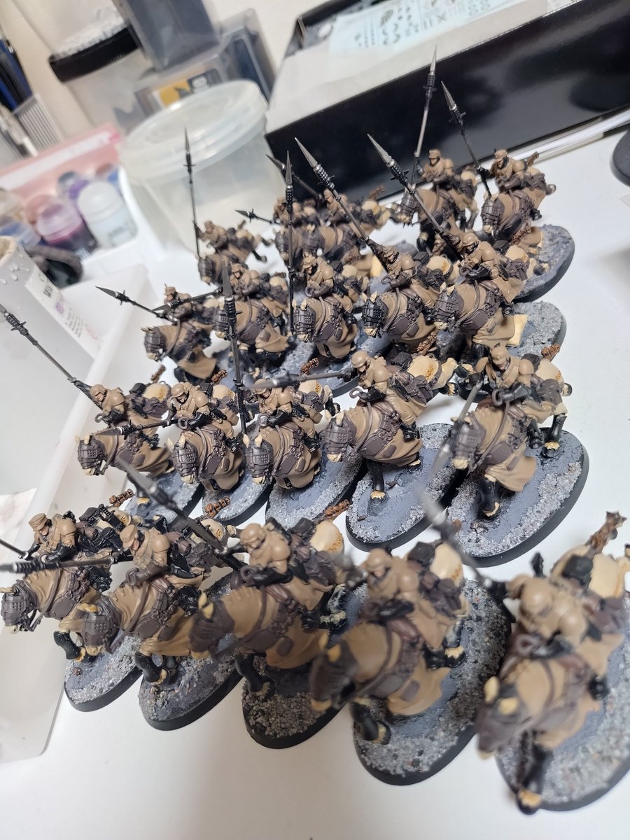 にょろう tweet media