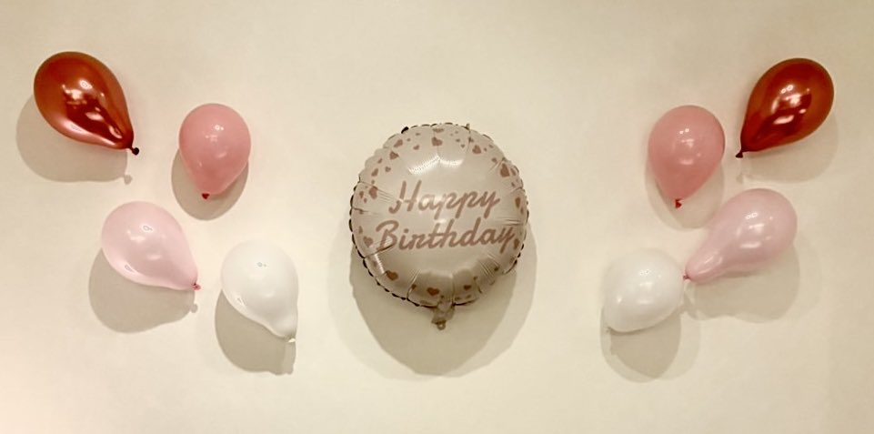 エリー🐰WEBデザイナー✖︎現役ラウンジ嬢 tweet media