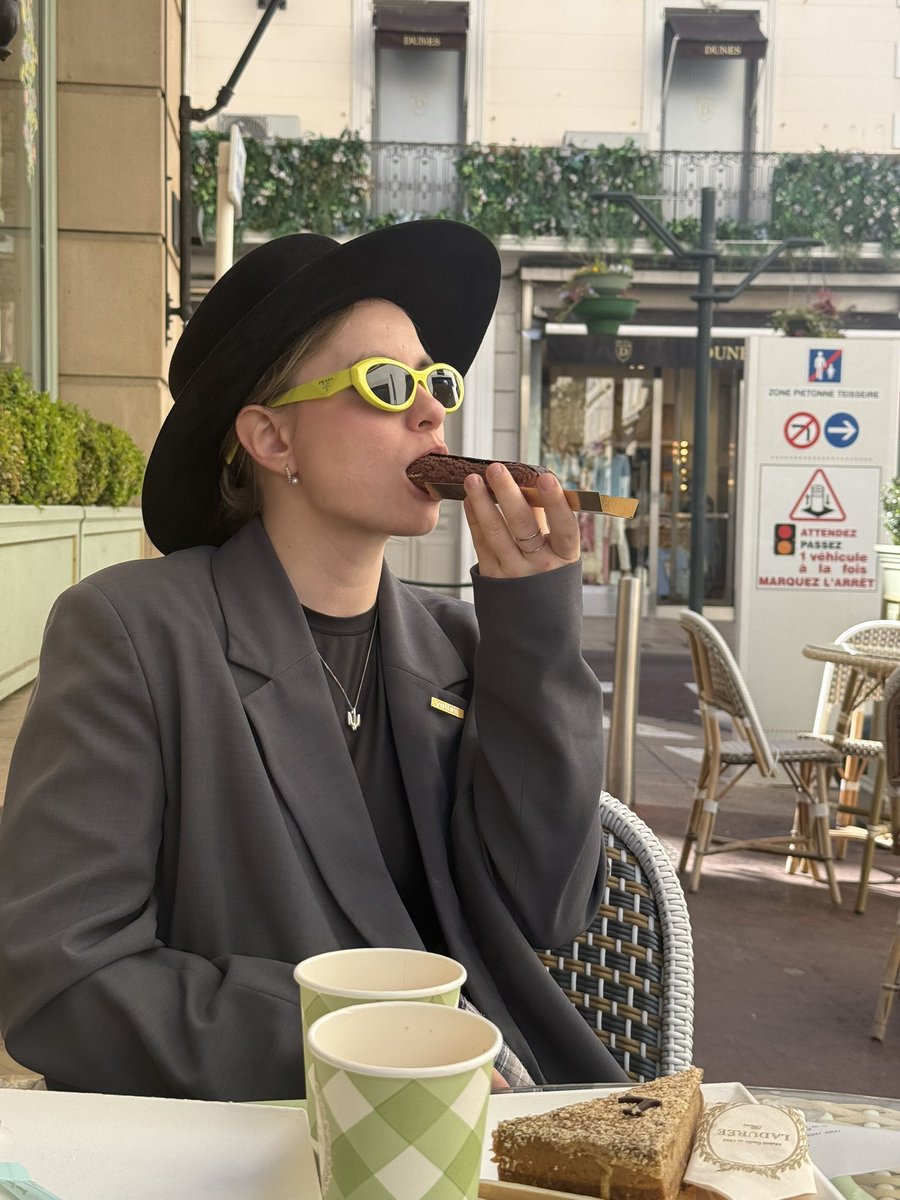 katherine_st tweet media