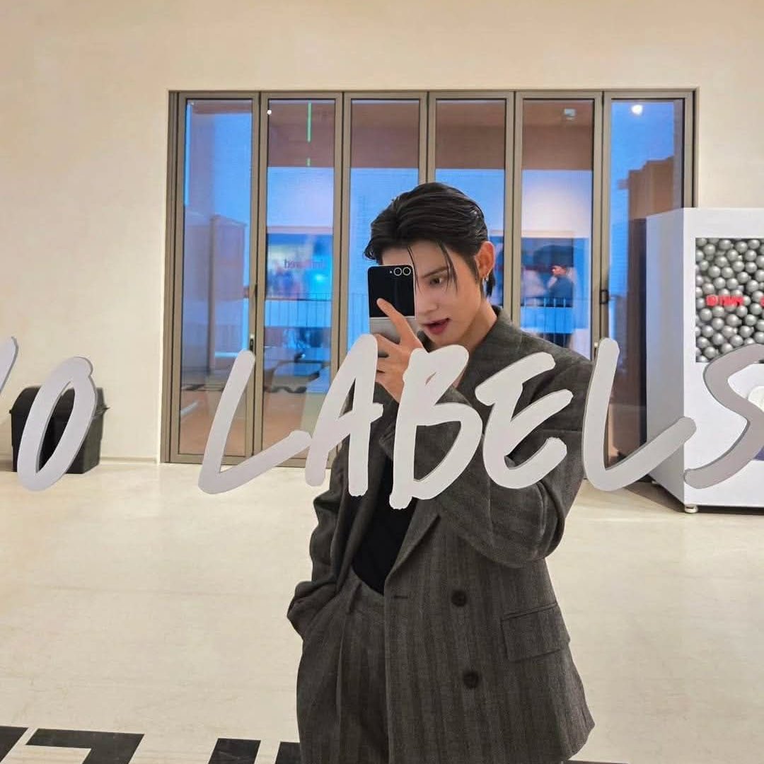 7th year: lea ★ tweet media