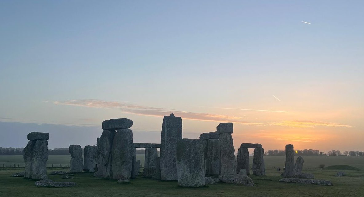 Stonehenge U.K tweet media