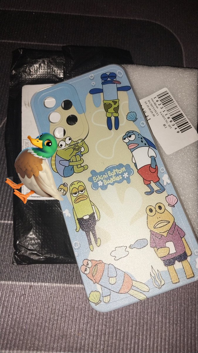 작품의 소유자, 𝗘𝗯𝗶 🦆 tweet media