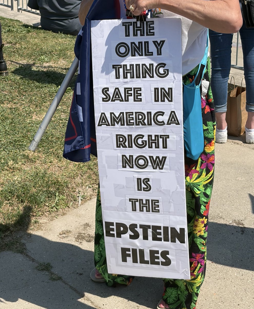 AnimalLover🐧💥 tweet media