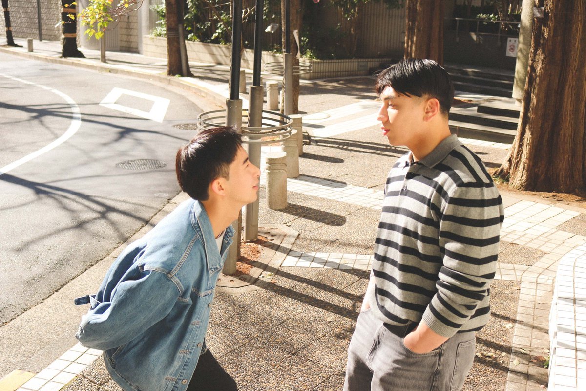 Jan watches yaoi. tweet media