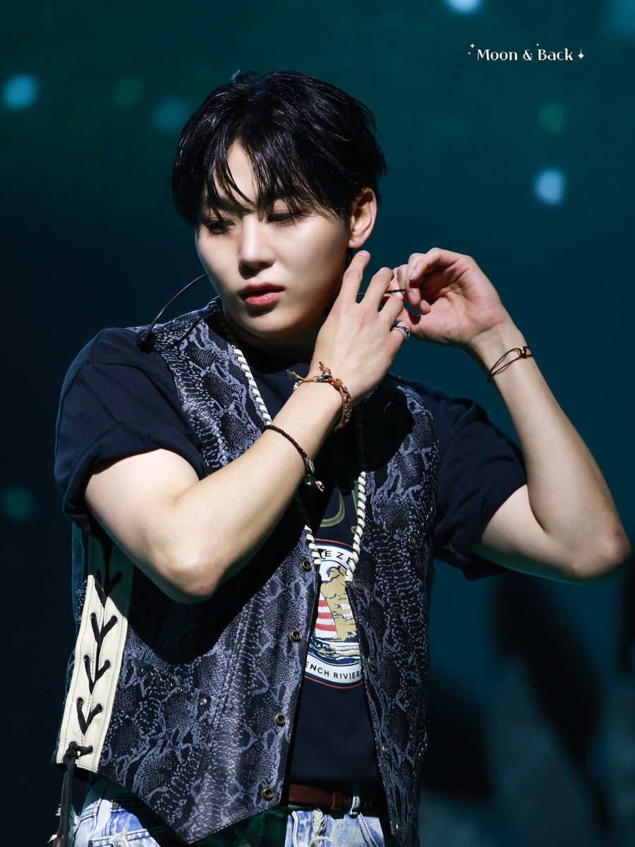 𝑴𝒐𝒐𝒏 & 𝑩𝒂𝒄𝒌 •• 문백 tweet media