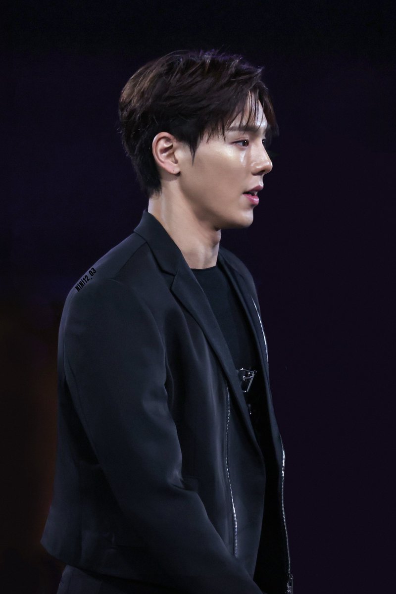 NiNi니니 tweet media