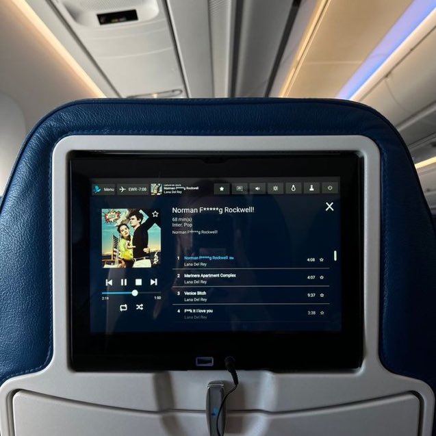 Queen ✰ tweet media