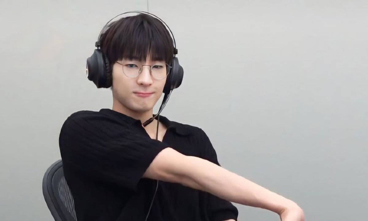 daily 역천괴 tweet media