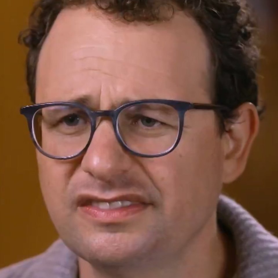 Twilight tweet media