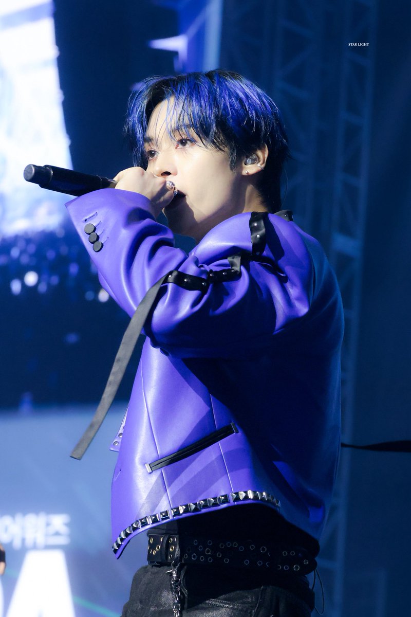 STAR LIGHT tweet media