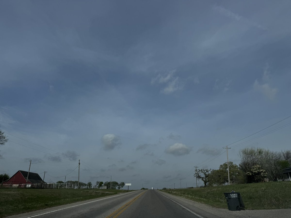 Hunter 👻🖤 tweet media