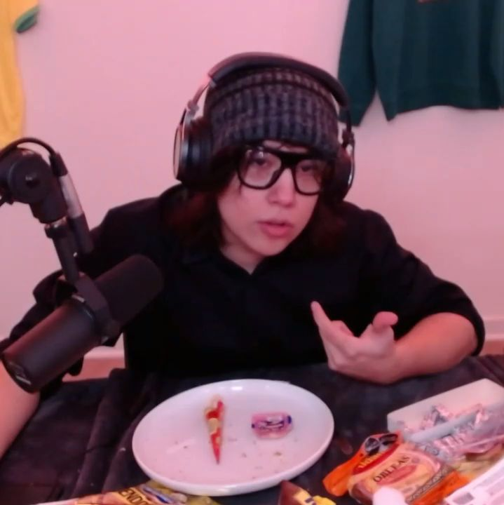 Daily Quackity 🌐 tweet media